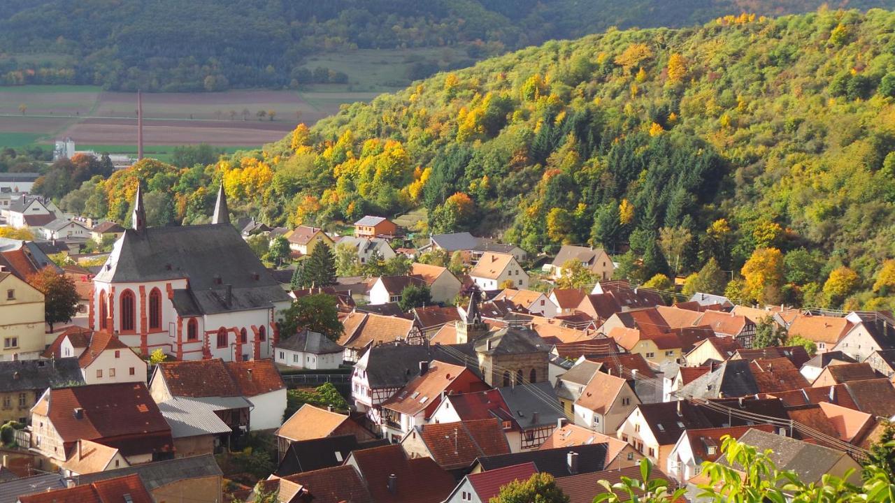 Weingut Und Gastehaus Holger Alt Hotell Monzingen Exteriör bild